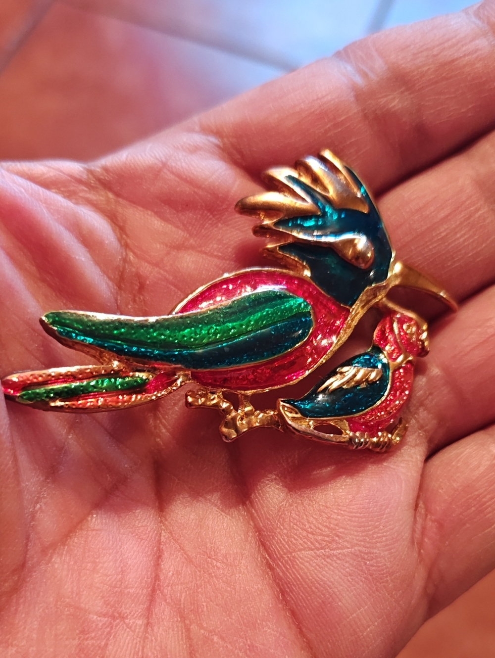 Gold-Tone Red Green Blue Enamel Bird Brooch - Elegant Pet Bird Accessory